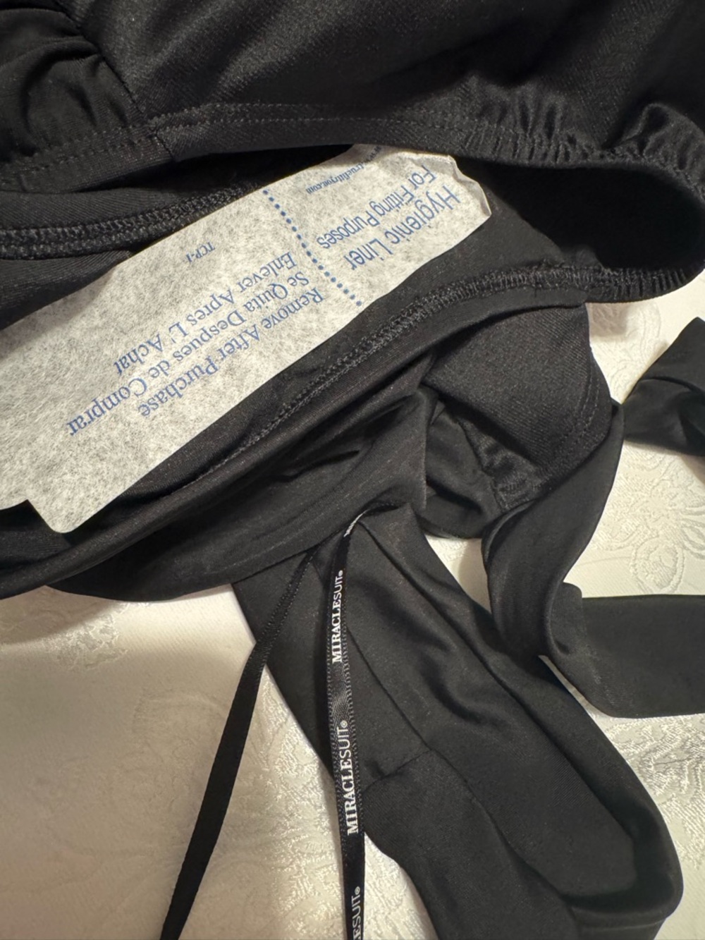 New! Miraclesuit Rock Solid Black Utopia One Piece Swimsuit in Black Sz 8 $188 - Picture 9 of 9